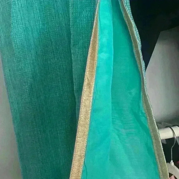 Kurti/Anarkali teal/tan with exquisite detail - Picture 10 of 12